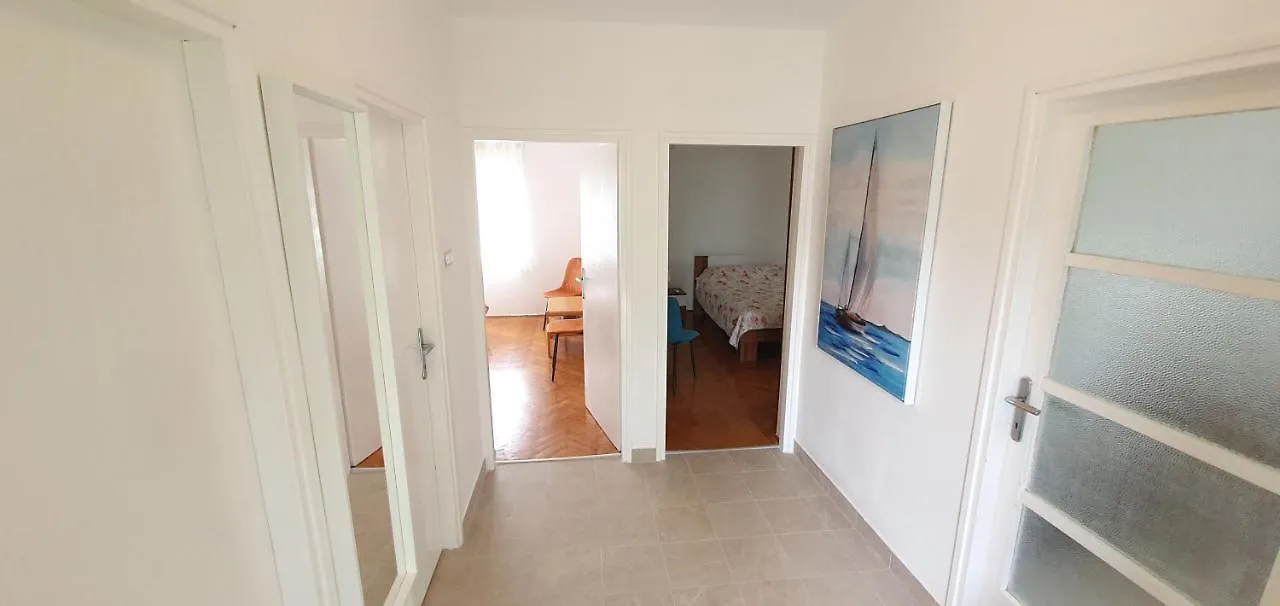 Apartment Apartman Kora Njivice